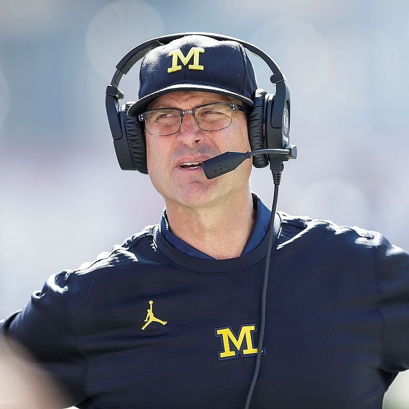 ajmastf8's tweet photo. I think Jim Harbaugh is trying to look like Woody Hayes. #collegefootball #football #battleforthebacklight #apimag… https://t.co/KfeSN3he9c https://t.co/tACcng1OWu