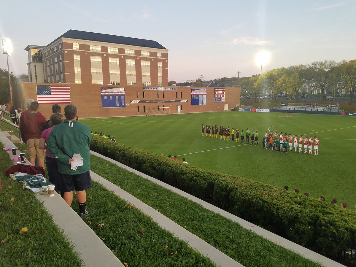 froehlje's tweet photo. @DaytonFlyers A great day with some great student... #FlyerFanFest (@DaytonMBB, @DaytonWeAreOne, and @DaytonRudyFlyer), @DaytonFootball (@prideofdayton and Cheerleaders), and @DaytonMSoccer https://t.co/GkS425N23w