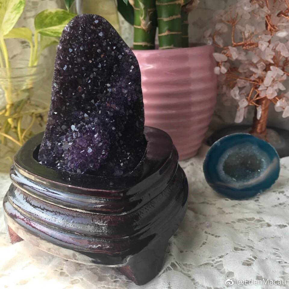 EdenMacau's tweet photo. #amethyst #macau #hongkong #worldwideshipping #crystal #gemstone #handmadejewelry #handmadeaccessories #love #cool #beautiful https://t.co/EuVzhn5Ur5