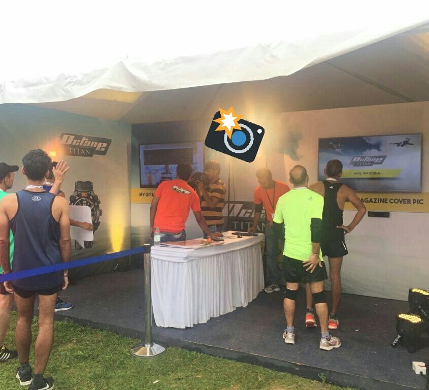 titanwatches's tweet photo. Celebrate your accomplishment at the #TitanOctane photo booth #FeelTheSpeed with some exciting pictures. @NammaMarathon #SPBM2017 https://t.co/5q0lNNVxK5