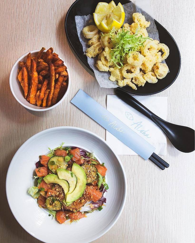 helloalohahk's tweet photo. Your craving for our delicious poké bowl will have to wait till tomorrow. 
Aloha will be closed during this typhoo… https://t.co/MBIC4bUVma https://t.co/0EVtqvdR1Z