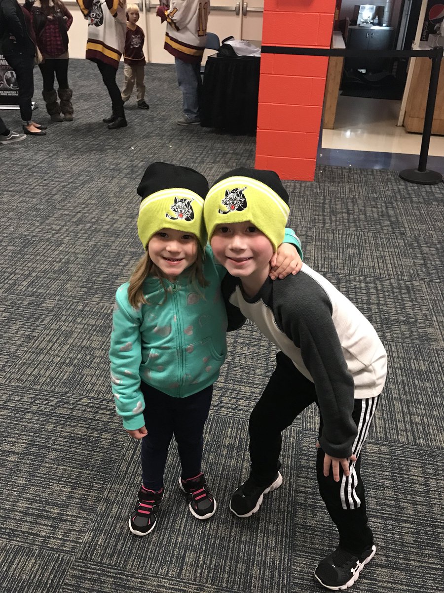 townsendmatt's tweet photo. #Chicago_Wolves Home opener with these goofballs!! https://t.co/2ABXNff1Yx