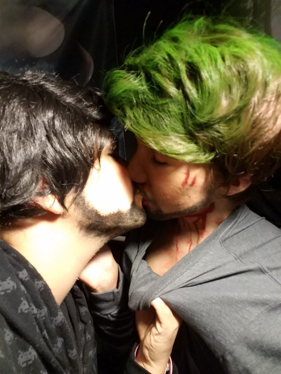 Meganator_nah's tweet photo. Cosplayed with my love today. #antidark #septiplier #cosplay #cosplayer #septiplieraway https://t.co/VCDi89Px3u