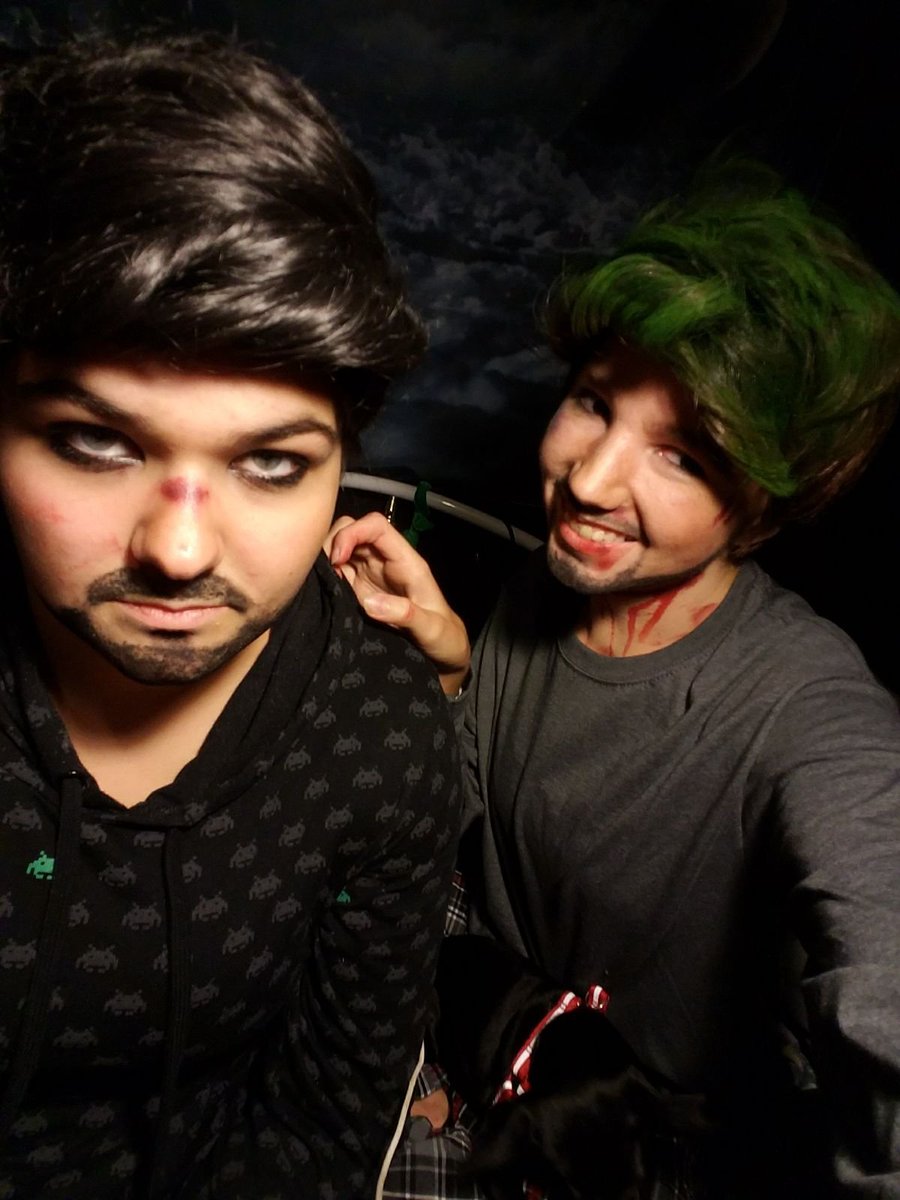 Meganator_nah's tweet photo. Cosplayed with my love today. #antidark #septiplier #cosplay #cosplayer #septiplieraway https://t.co/VCDi89Px3u