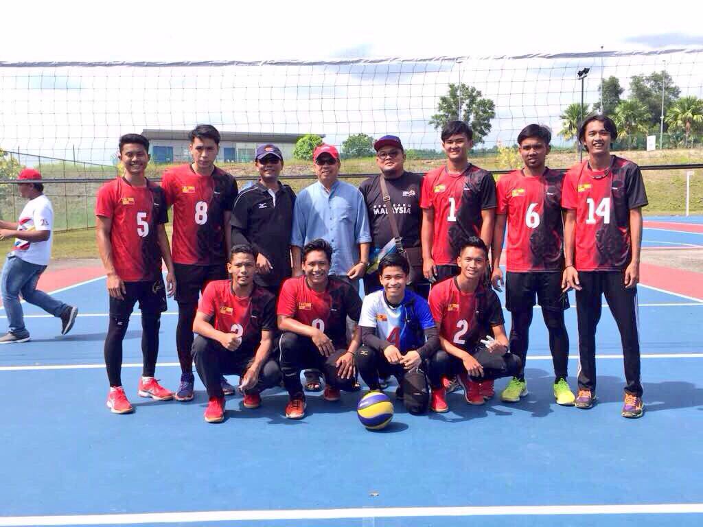 MPPKPTMBANGI's tweet photo. [MAKLUMAN]
Pasukan Bola Tampar KPTM Bangi berjaya menempah tempat di Pusingan Separuh Akhir pagi ini! #sukipma #volleyball #kptmbangi https://t.co/FtYO9oSNNa