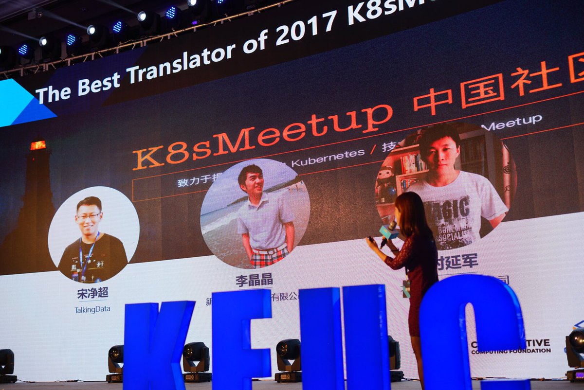 jimmysongio's tweet photo. #KEUC honor to be the best translator and k8smeetup of kubernetes community thanks 🙏 @CloudNativeFdn @dankohn1 https://t.co/TEdGmG3PsL
