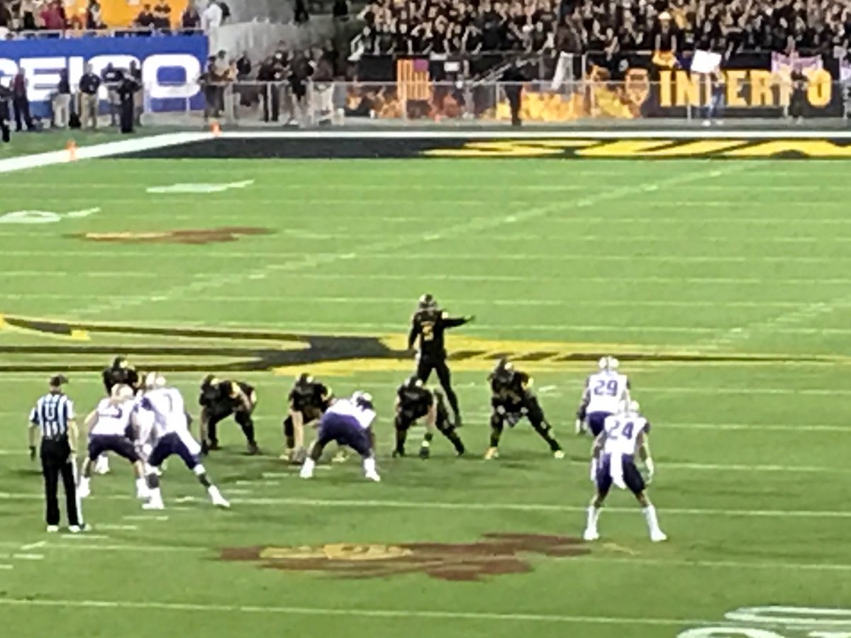 CoachFell2013's tweet photo. Curtis Hodges' #86 set up ASU field goal by blocking the punt!👊🏈💯 https://t.co/il0TtapQ5W