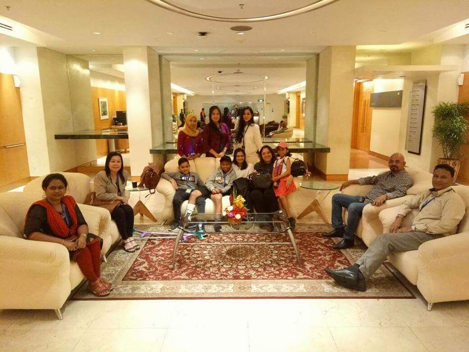 tamiltavan's tweet photo. Welcoming Amb of Malaysia to Finland Puan Sri Datuk Blanche Olbery @Bolbery @ KLIA
@MaglinDcruz_27
#VIParrival
#mypppofficials https://t.co/6LyyGTLMSn