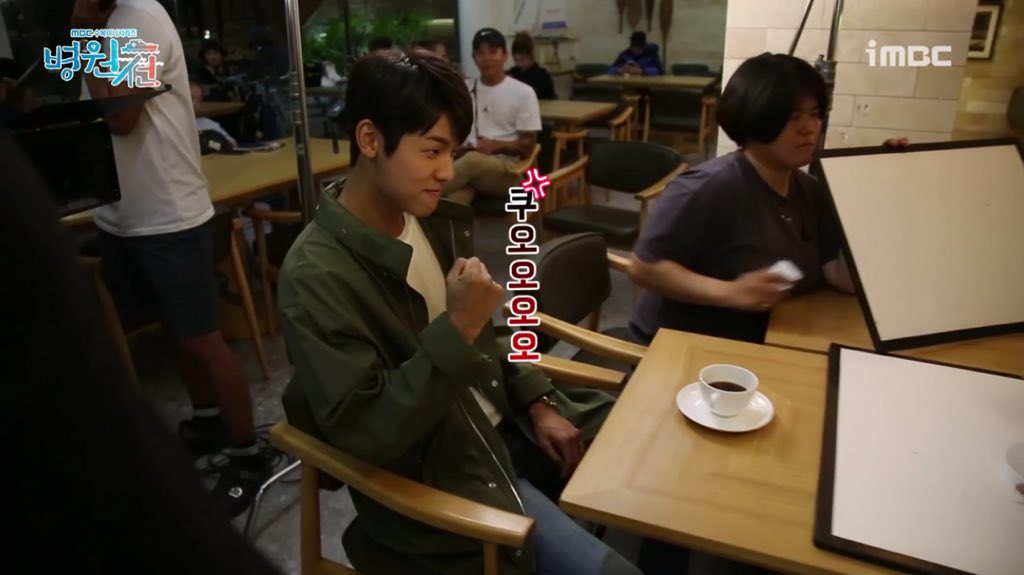 DMJm3s5UMAEYGHo.jpg:large