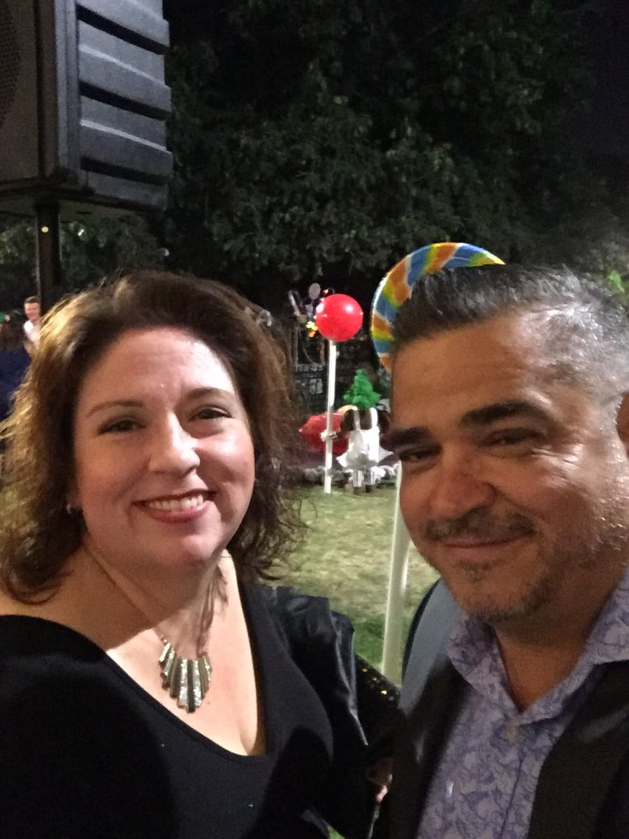 KinderBehr's tweet photo. What a great time raising funds while raising a glass! #toast2learning https://t.co/TwXNsQa657