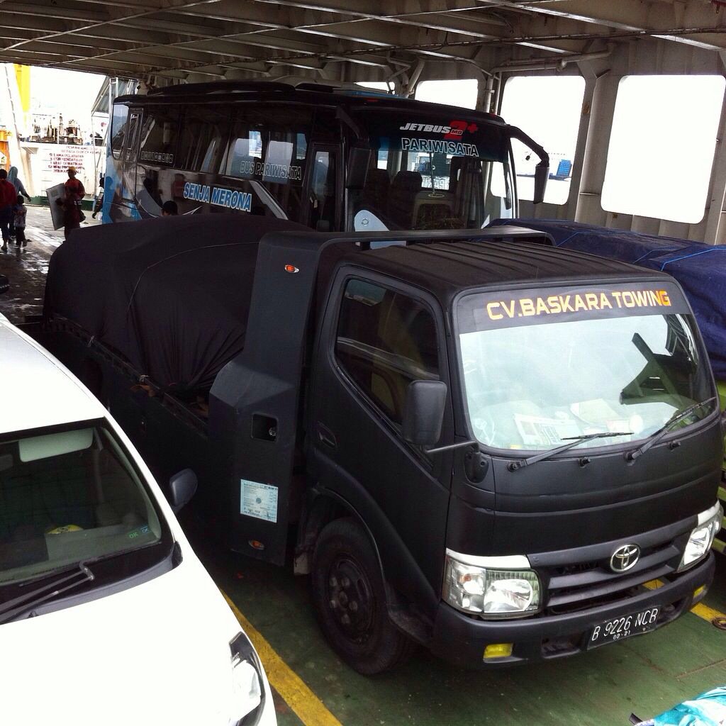 baskaradwiaa's tweet photo. Bali-jakarta 081329080191 #baskaratowing #jasakirimmobil #jasatowing https://t.co/0IFhrCGgSO