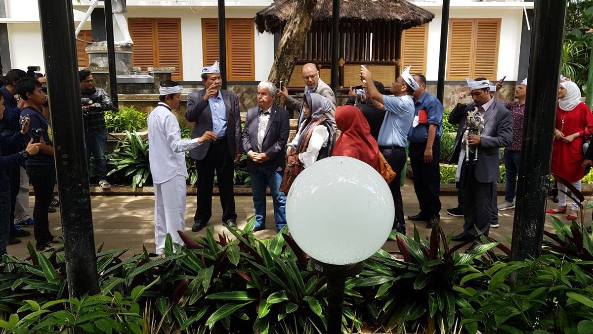 Ardialf1's tweet photo. #AljazairKePurwakarta @DediMulyadi71 @SAJAJAR2018 https://t.co/sCjTmAjiD0
