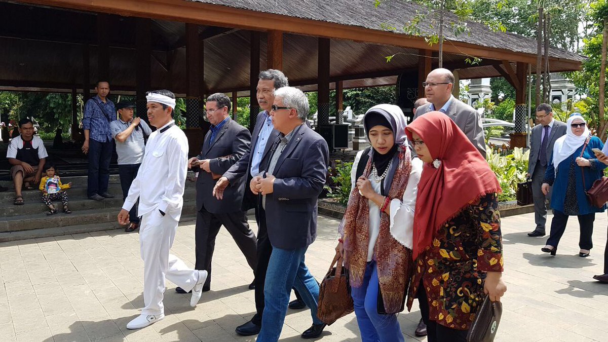 Ardialf1's tweet photo. #AljazairKePurwakarta @DediMulyadi71 @SAJAJAR2018 https://t.co/HjMgVQmdJr