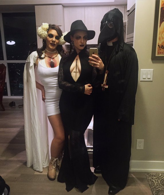 Incoming weird stuff. https://t.co/5ajHeIhzQT