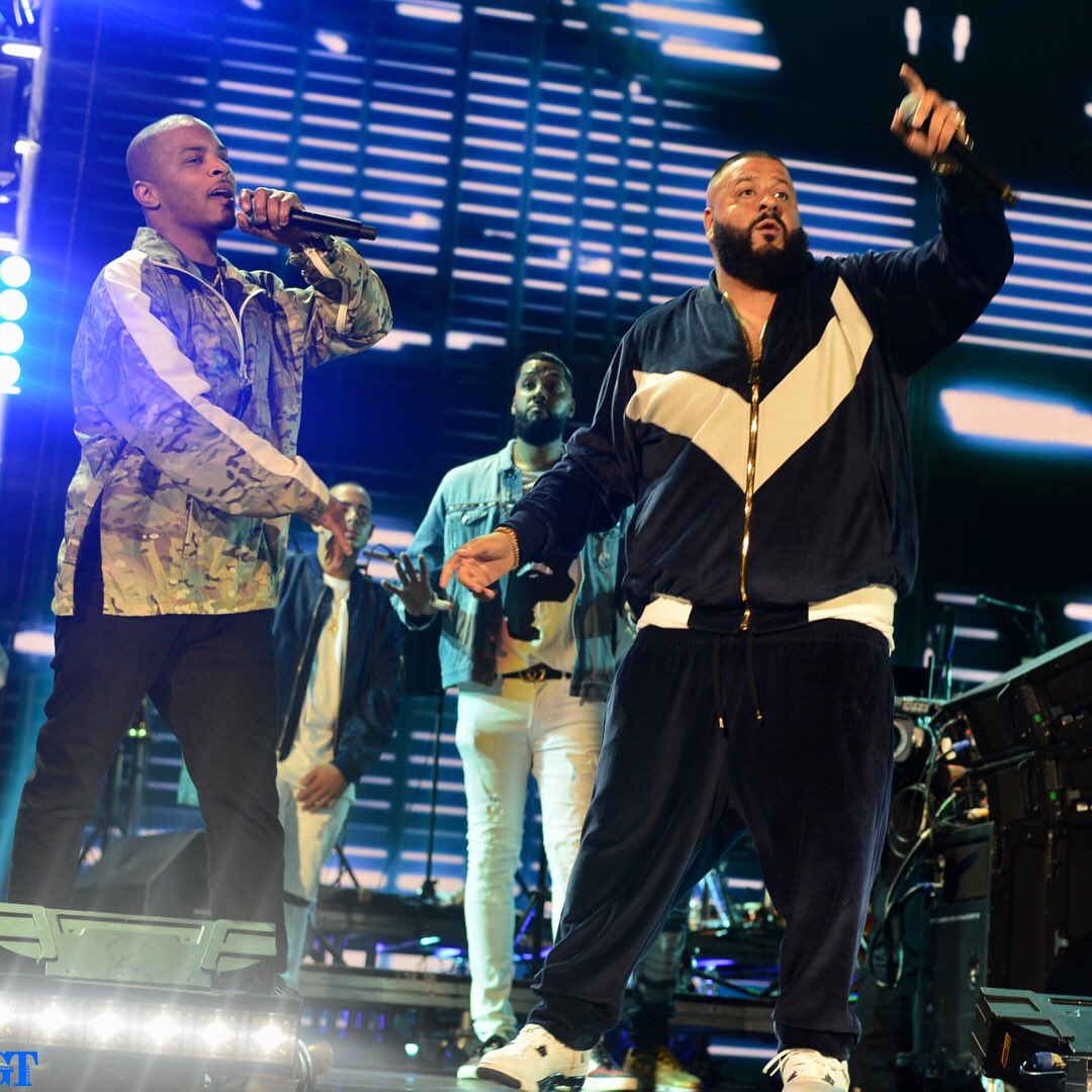 Tip's tweet photo. Me &amp; @djkhaled Doing it For Puerto Rico🇵🇷!!!! #SomosUnaVoz https://t.co/kdijFHcJjc