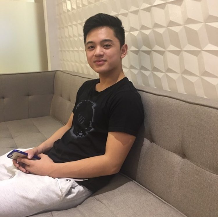 allthatszayn's tweet photo. Love you @VoiceTeensJer 
Jeremy TheMillennialBalladeer https://t.co/eHOSsAizg4