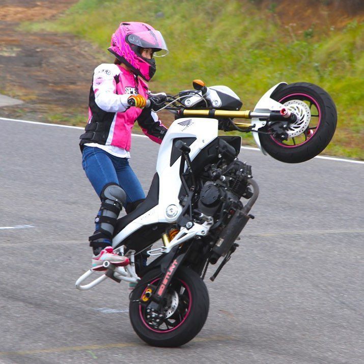 Akmスタント専門バイクショップ バイク流行 グロムストリートスタント スタント用アパレル女性用 ヘルメットもジャケットも安い ガールズバイカー レディースライダー エクストリーム ミニバイクスタント Ssgear Ssgear Stu T Co