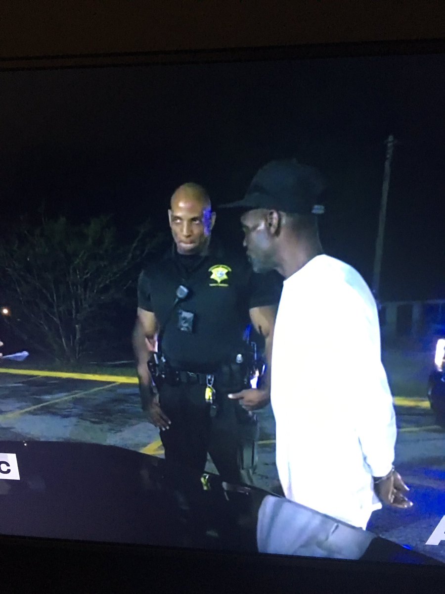 AndrewCreelman1's tweet photo. @OfficialLivePD I missed his name but holy shit he could mold the suspect into a ball!!! #livepd #ripped https://t.co/s8rdGOdq65