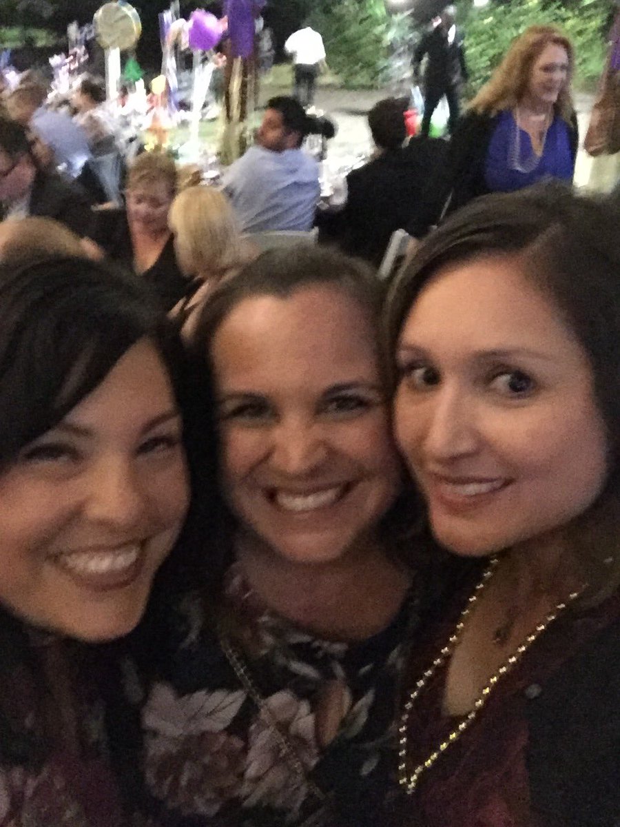 Sunset_Lane_FSD's tweet photo. ❤️ FSD and supporting students #toast2learning https://t.co/XNSAyQXdrL
