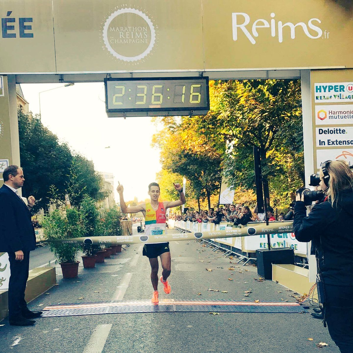 Run In Reims tweet media