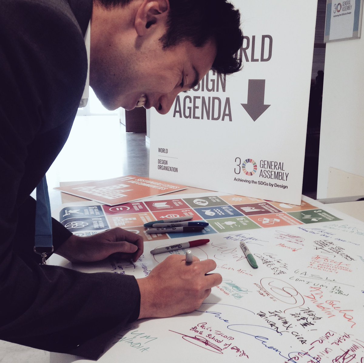 HYWilliamChan's tweet photo. Thrilled to throw my support as a signatory to the new #WorldDesignAgenda, embracing the @GlobalGoalsUN by design at @worlddesignorg #30GA https://t.co/Em54GNPNj4