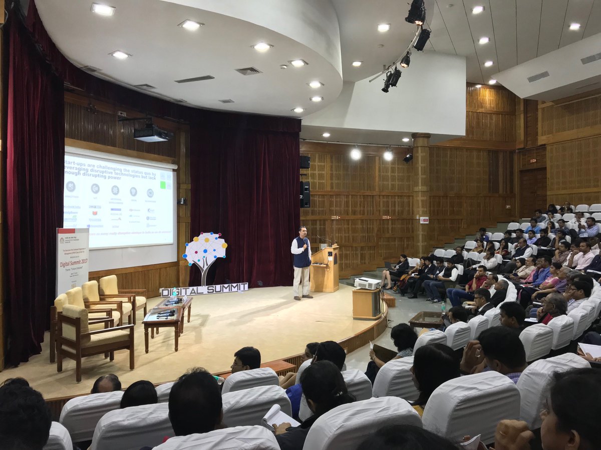 IIMB_EPGP's tweet photo. Mr. Avnish Sabharwal, MD - @AccentureIndia talks about 'Digital Inclusion - An Indian Perspective' at #DigitalSummit2017 at @IIM_Bangalore https://t.co/xkpsKbIaYN