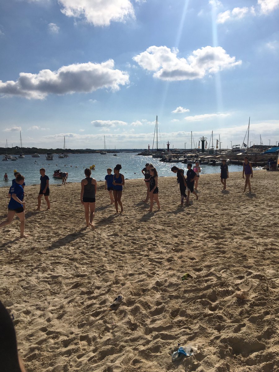 WGSFootball's tweet photo. A break from swimming has turned into Football/Netball training! #SuperbWeather 🌞🏊🏊♀️@woodhouse_grove @WGSNetball https://t.co/WavlPq41Xw