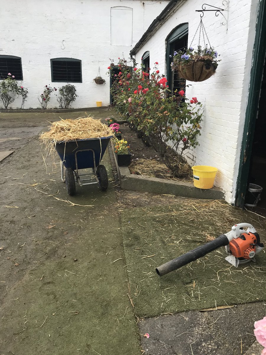 S4MMY1984's tweet photo. Back to the real job this morning! #samthomasracing https://t.co/bAR472QtBQ
