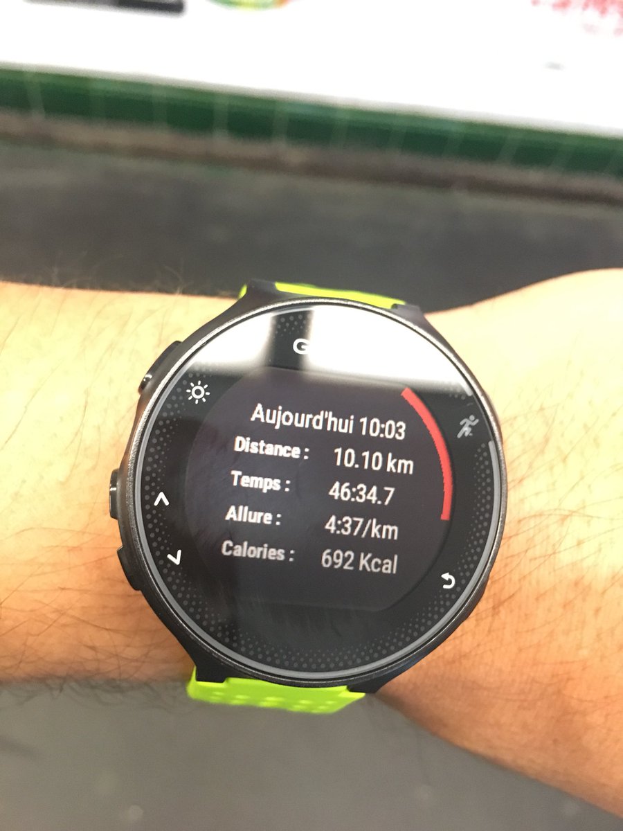 therunship's tweet photo. Gaétan, coach en musculation chez  The Runship: 46 minutes! 💪💪 #10kmpariscentre https://t.co/1uTLSkHtPB