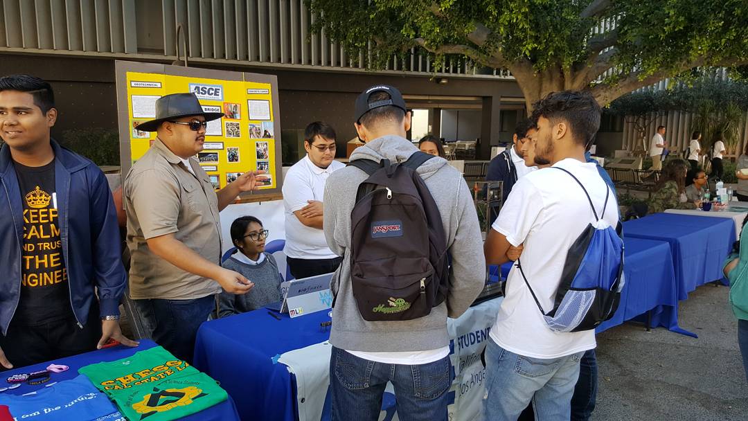 CalStateLA_ASCE's tweet photo. Boeing Day was a success and a wonderful event as it is every year! 
#CalStateLAECST #ASCE #BoeingDay #ECSTOpenHouse https://t.co/aFFzO1OOLo
