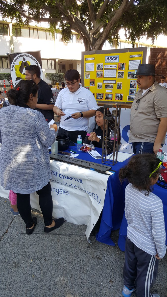 CalStateLA_ASCE's tweet photo. Boeing Day was a success and a wonderful event as it is every year! 
#CalStateLAECST #ASCE #BoeingDay #ECSTOpenHouse https://t.co/aFFzO1OOLo