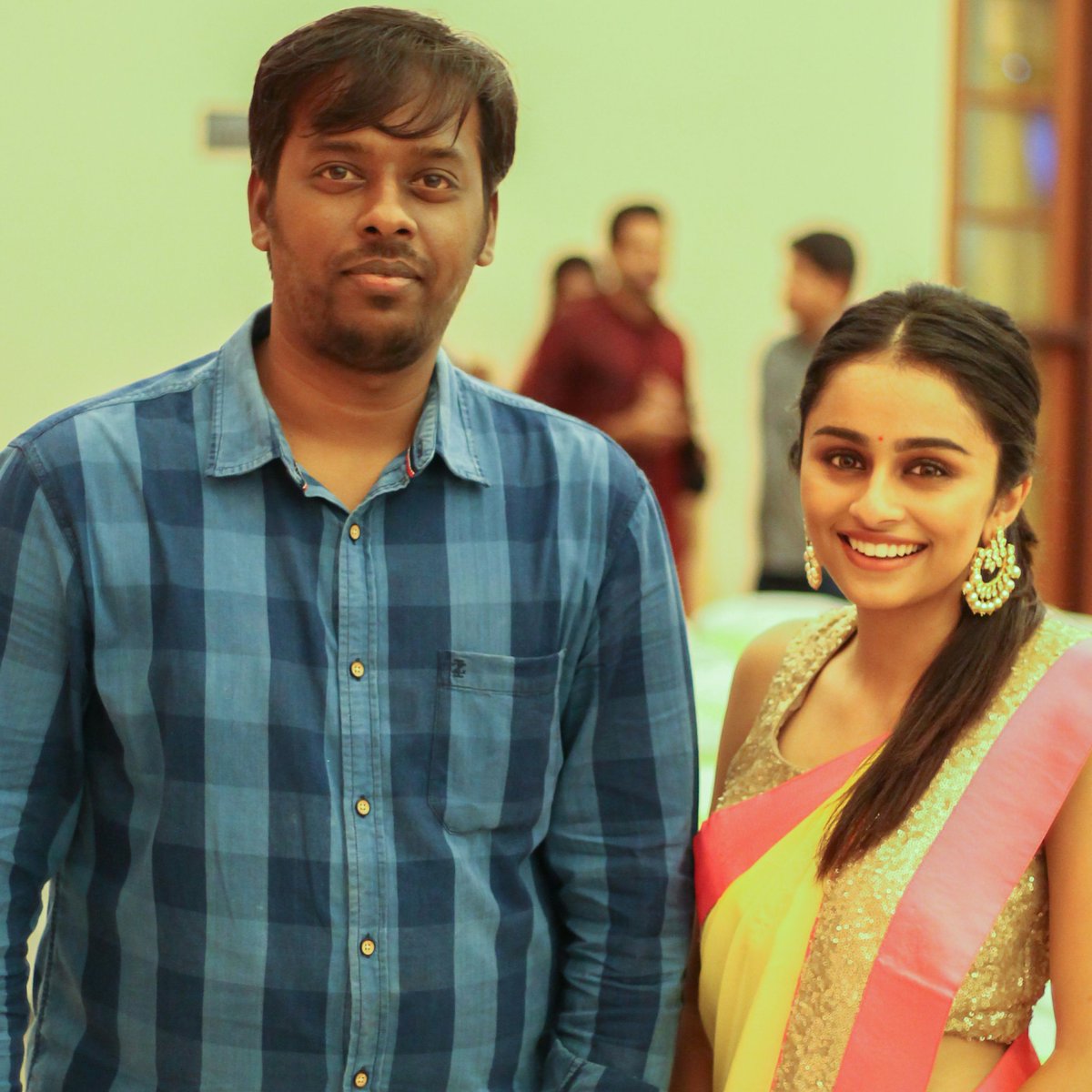 OsanathKumar's tweet photo. #NewProfilePic with most talented singer + model @pragathiguru 😊 https://t.co/aAcNbeI6Hi