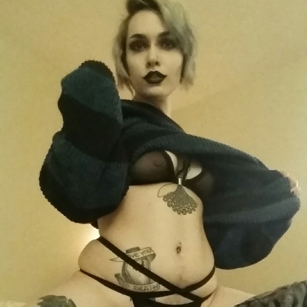SabinaSilk's tweet photo. #NewProfilePic https://t.co/gRR9Ei5Nd4