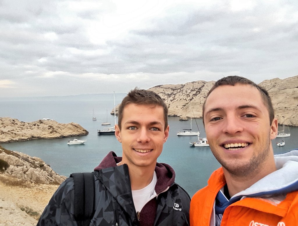 RaidECM's tweet photo. Les raideux défient la "Course des îles du Frioul" - 14.3km ! #Marseille Aussi belle réussite que le VolleyM aux #Intercentrales ? https://t.co/yoBc4FKgmi
