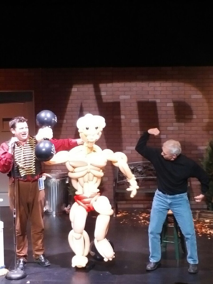 GrantFedorukPT's tweet image. Amazing night with the host with the most @ExtraLars - roll over laughing with @WendyLiebman @davenystrom @lorigibbs @kevinstobo #yeg