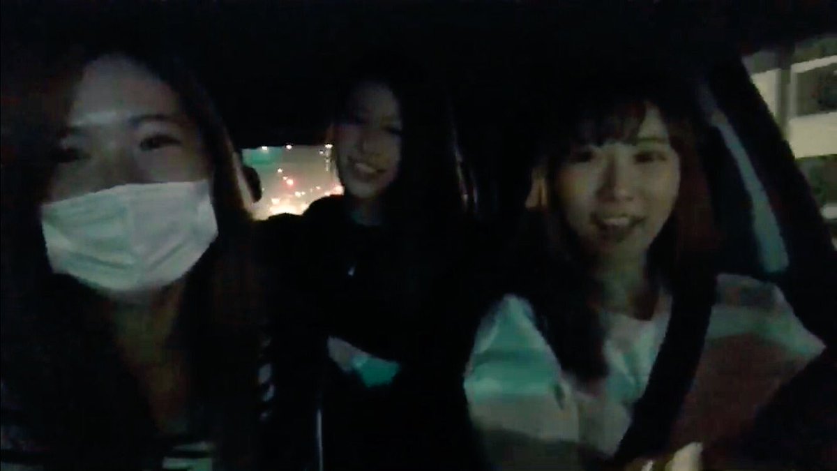 wahaha83's tweet photo. 10分1万5千円のパーキングに駐車して夜景見てくそ寒い中海行って変態男に怯えて羽田で爆睡してなんて面白いドライブだったんだろう https://t.co/Nl4s8EGORE