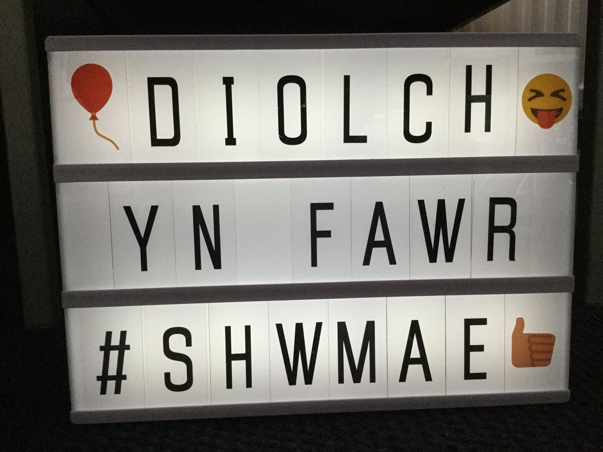 LeanneWood's tweet photo. Bore da pawb! Mae'n Diwrnod #ShwmaeSumae / today is  Shwmae / Sumae Day - why not give it a go. #Cymraeg #Welsh https://t.co/tFiqnmsNlH