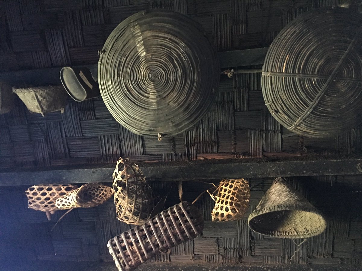TravelistanIn's tweet photo. Utensils #Old house #Sikkim https://t.co/poaBtWnp2F