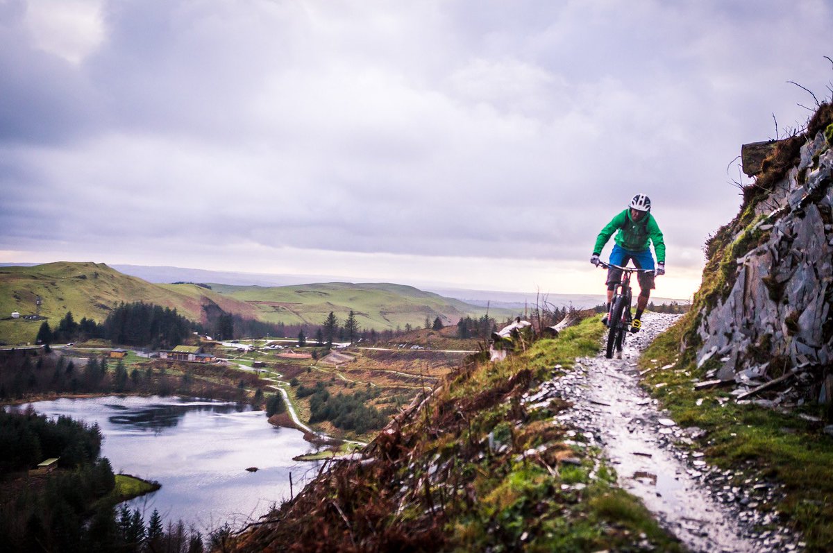 mtbcymru's tweet photo. Sunday’s are supposed to be a day of rest? Not in our book! #justride #Wales #findyourepic #adventure https://t.co/h7z520RXlA