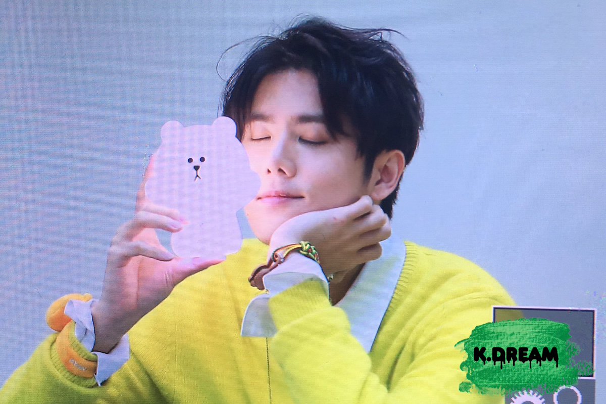 ourkdream_'s tweet photo. 171015 김규종 - 상암팬사인회 
#더블에스301 #김규종 #PlayInNature https://t.co/egqor8HK5V