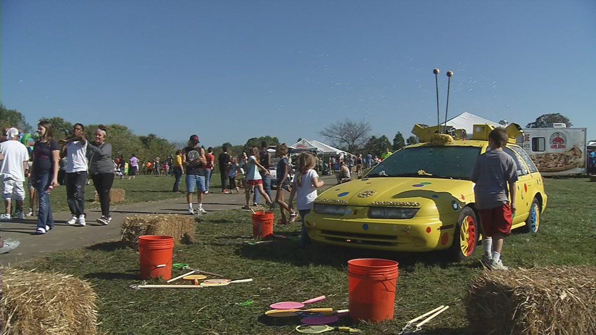 Thousands attend annual Southwest Community Festival. WDRB News