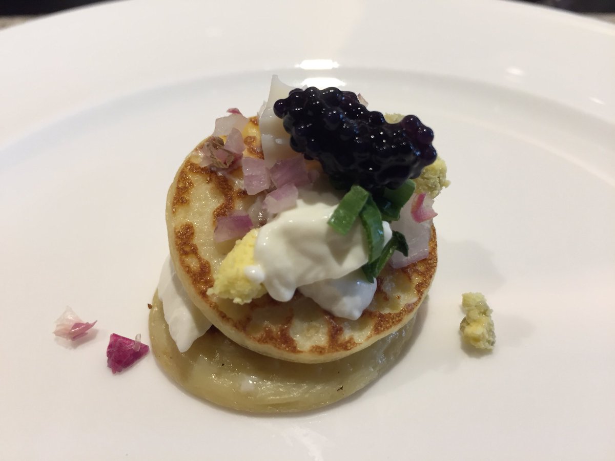 FairmontJakarta's tweet photo. A glimpse from today’s Sunday Brunch at #SPECTRUMrestaurant https://t.co/e4AESHfiRy