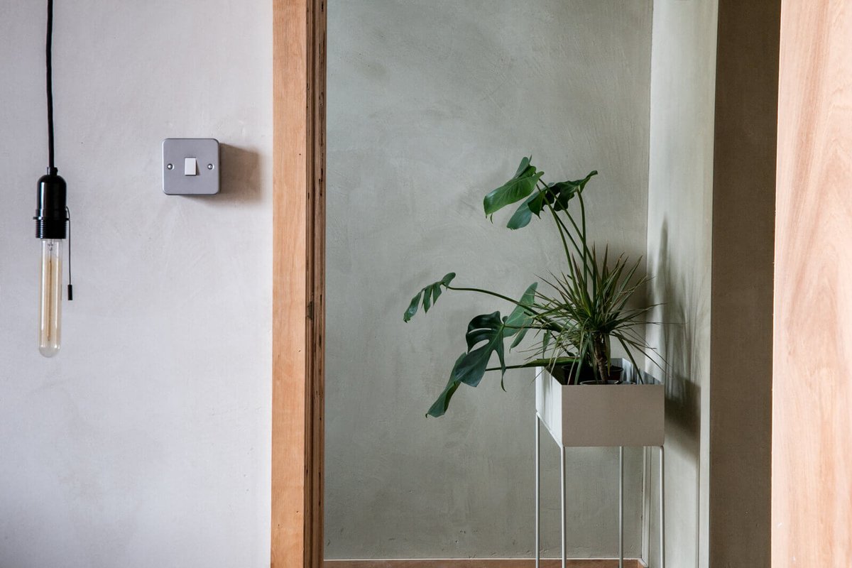 The_ModernHouse's tweet image. Open House: Simon Astridge on designing atmosphere, #nonarchitecture &amp;amp; the Clay House ow.ly/YlH330fLBJB #interiors #design