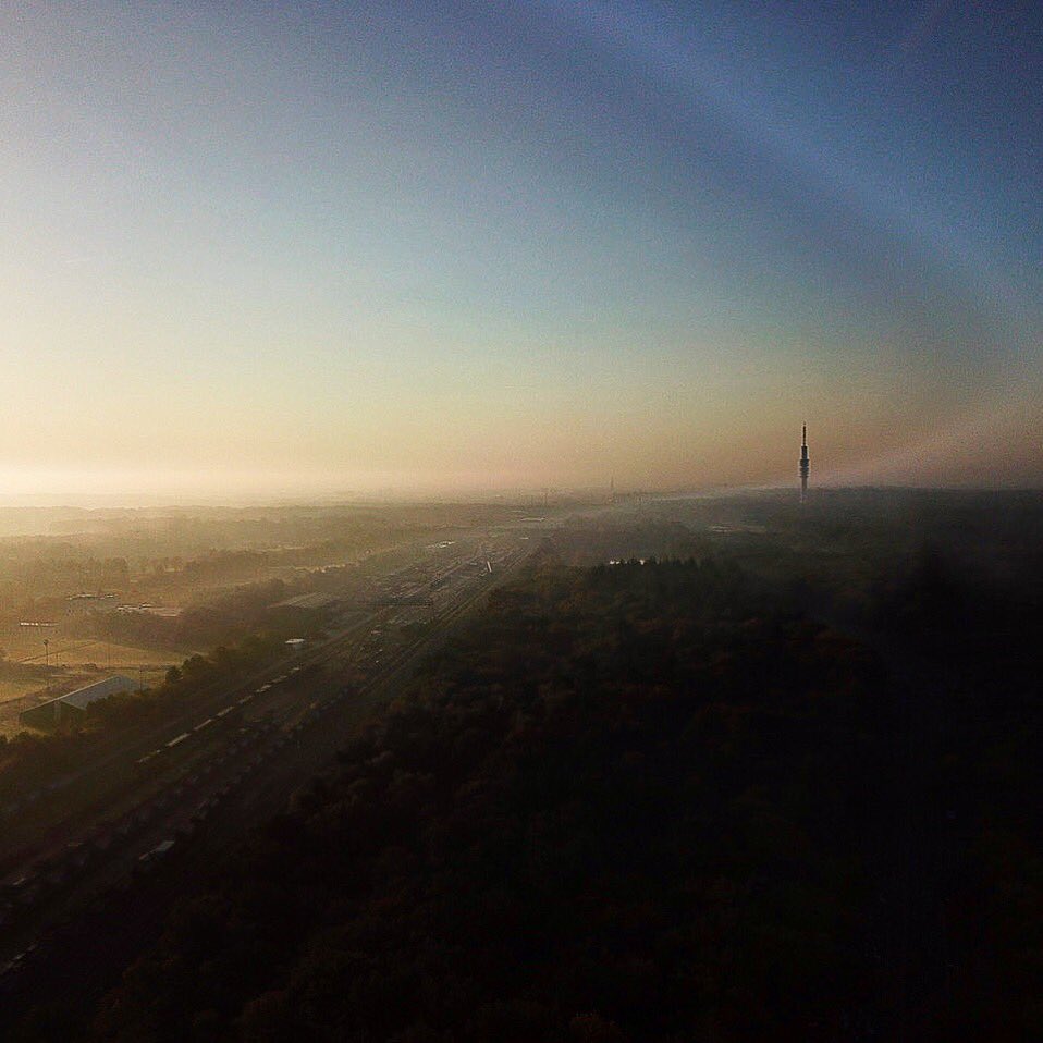 BussumAir's tweet photo. Nieuwe dag in #Bussum Foto’s genomen bij Watertoren met DJI Mavic Drone https://t.co/4DELgDbDRO