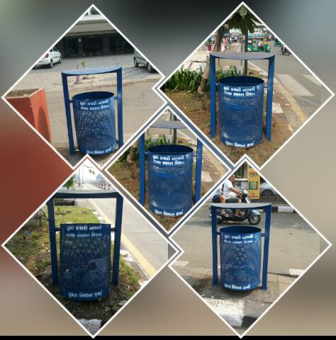 SouthZoneSMC's tweet photo. Cradle type dust bins installed under @swachhbharat Mission at @SouthZoneSMC @swachhsurat  #Surat https://t.co/6eKpCZb2Hq