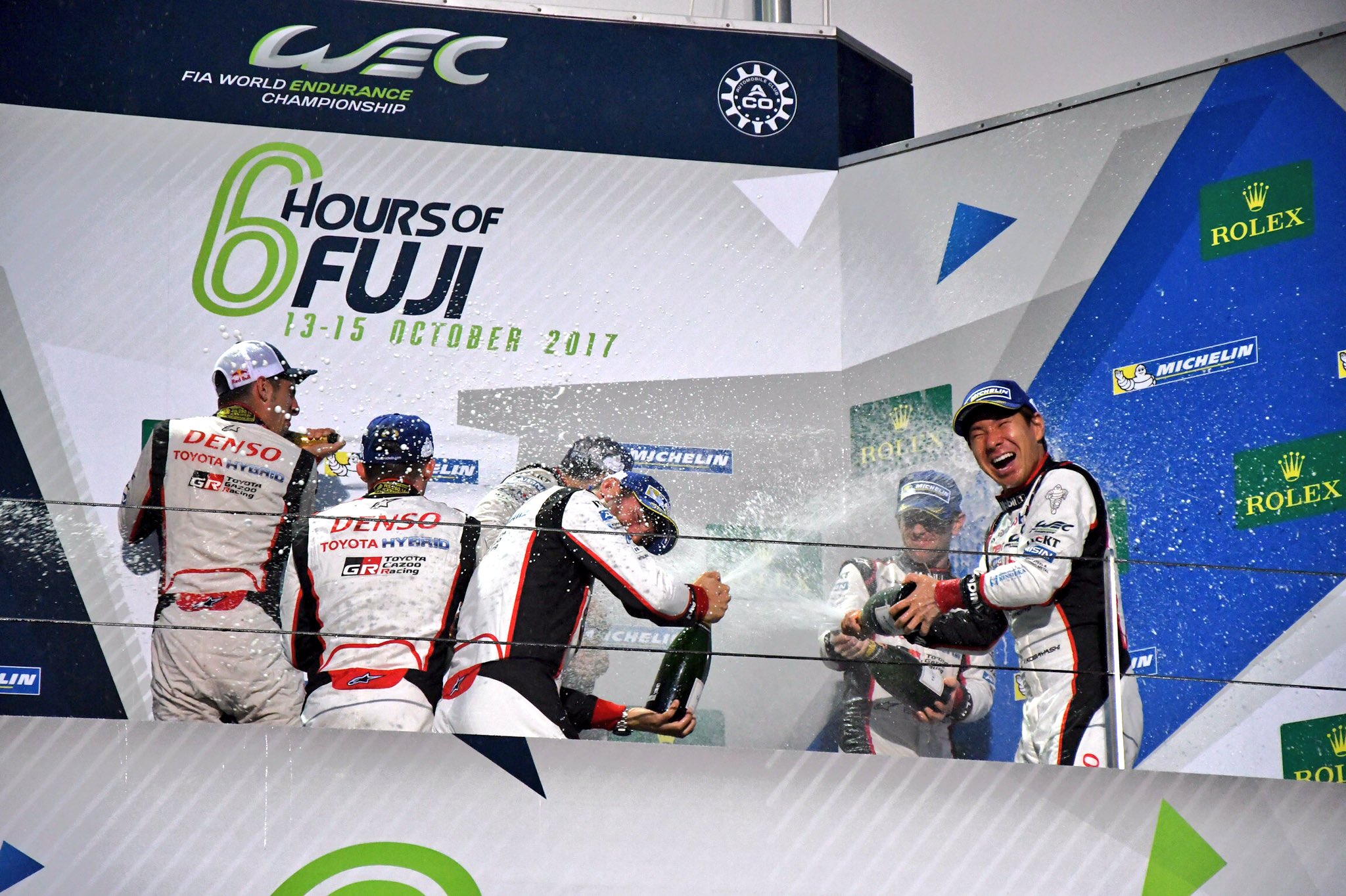 Toyota Gazoo Racing 歓喜のシャンパンファイト ル マンへの道 Wecjp T Co O44wej241n Twitter