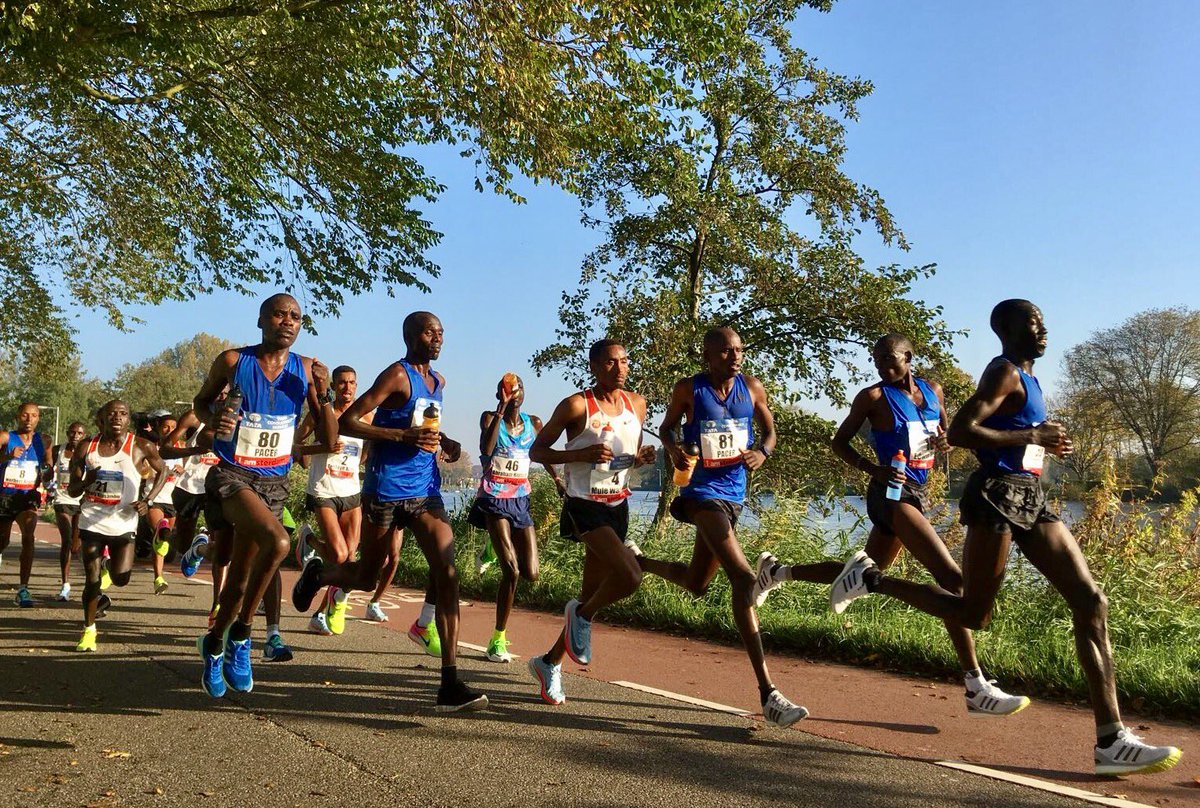 TCSAmsterdamMarathon (@tcsadammarathon) on Twitter photo The 20K mark: 59.42 minutes! 🔥 #TCSAM17 The 20K mark: 59.42 minutes! 🔥 #TCSAM17