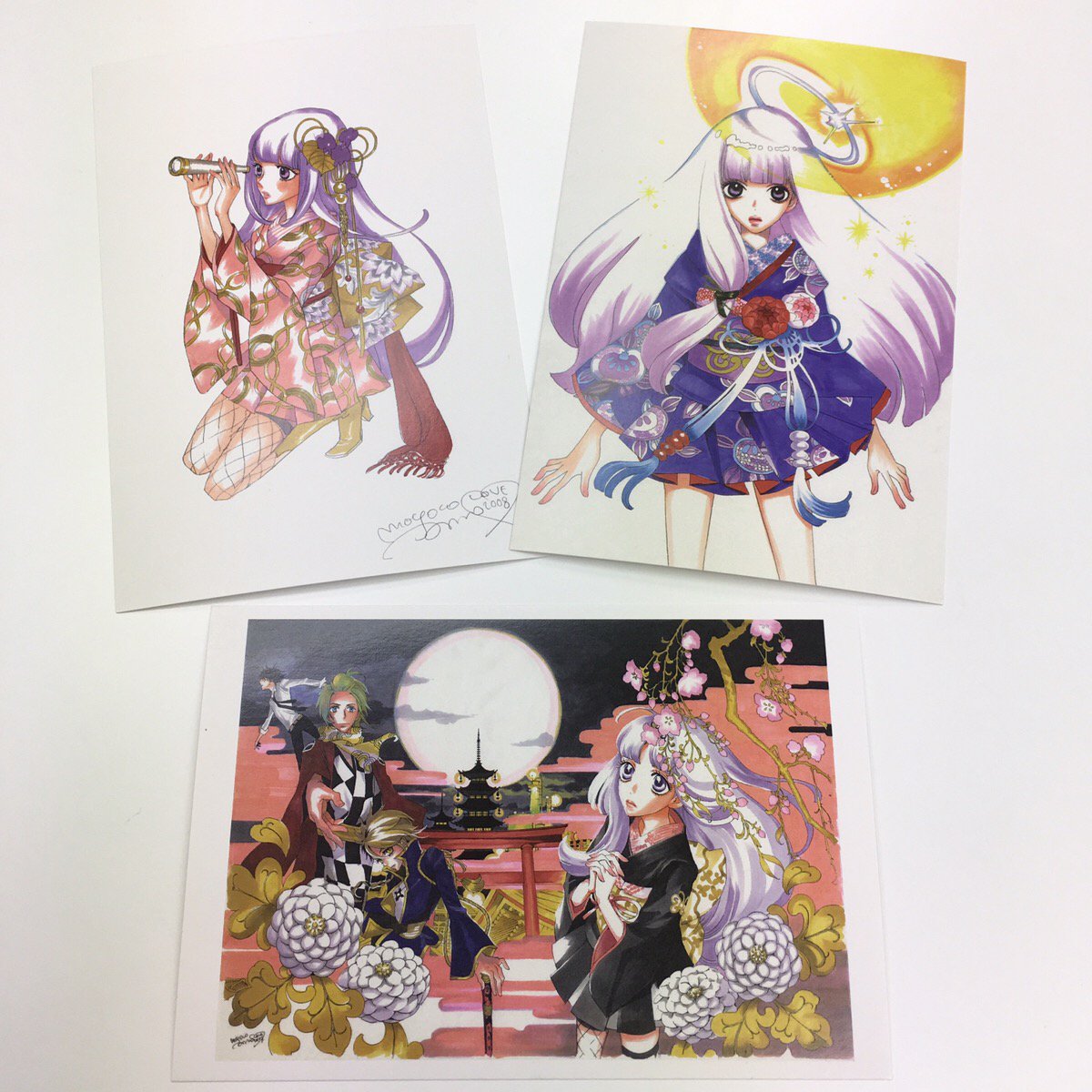 来週【10/21〜】安野モヨコ原画展@石ノ森萬画館スタート?

昨年のパルコでの展覧会がそのまま石巻市へ✨原画はもちろん、限定グッズも販売します!
気に入った原画があったらポストカードでお部屋に飾るのはいかがでしょう。担当編集(まりも) 