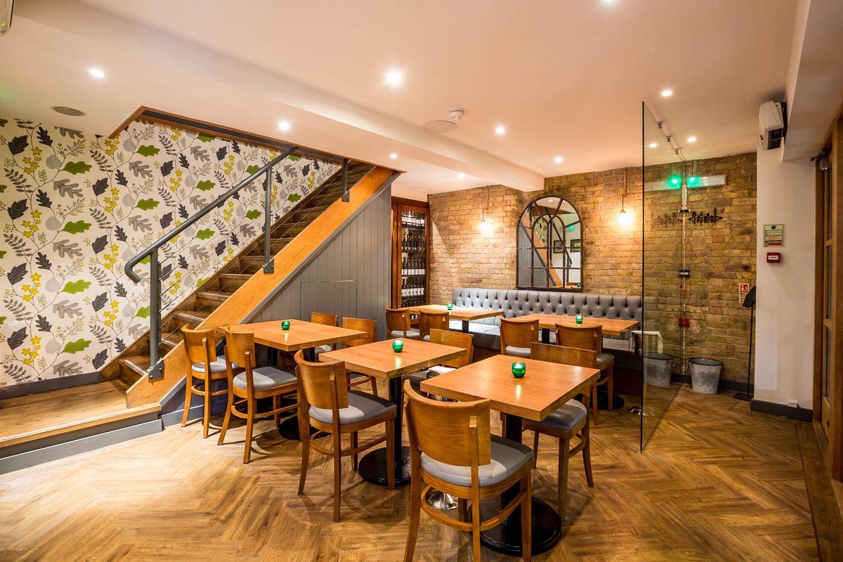 GeorgeChipstead's tweet photo. Our sister restaurant @littlegarden7 launches its Sunday roast menu today, same quality lunch, uniquely stylish setting #choiceschoices https://t.co/0XTYDoYLCu
