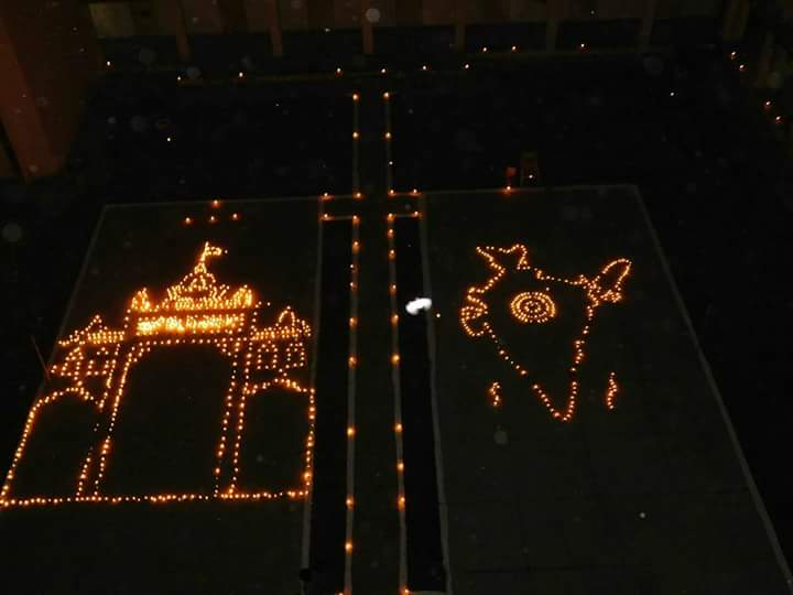ranjan_reshav's tweet photo. @ZeeNews @ravishndtv @DrKumarVishwas bhu मे दीपावाली कार्यक्रम को कुछ इस तरह मनाया गया. #HappyDiwali https://t.co/4KHi2Ky3wW